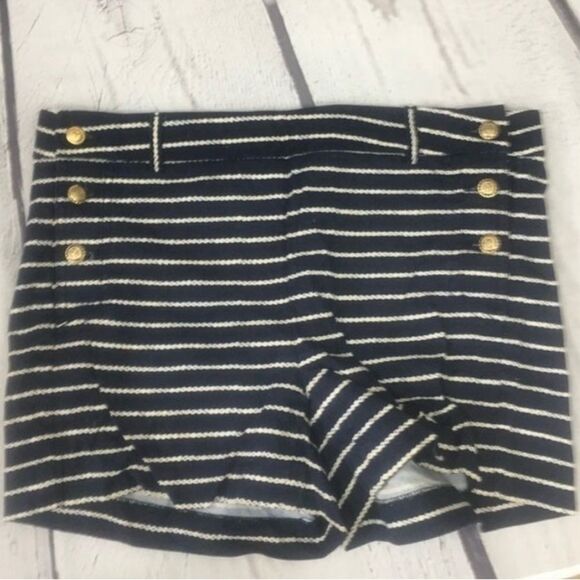 JM15-Cynthia Rowley size 2‎ shorts, navy blue and white stripped - Picture 1 of 2